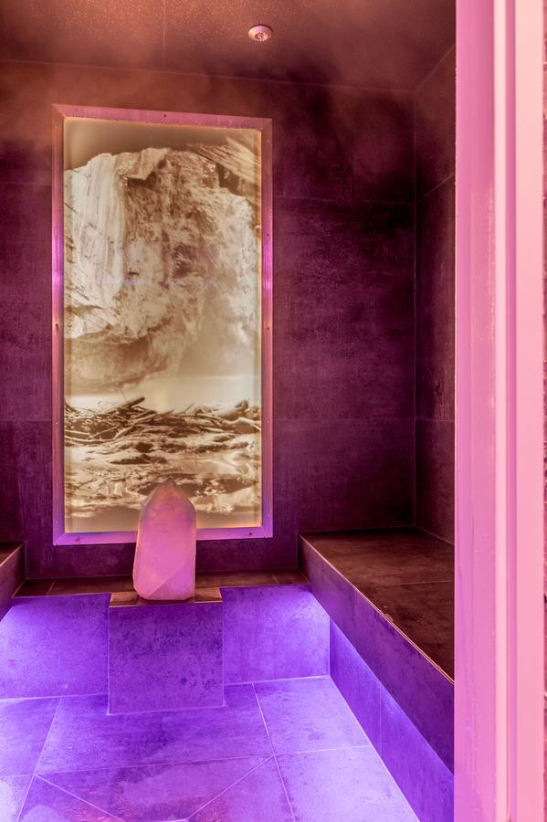 Hotel Garni Caroline Ischgl Buitenkant foto